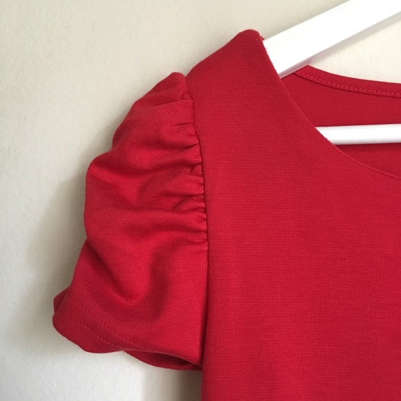 Red Dress / Ruched Sleeve - Picture 3 of 7